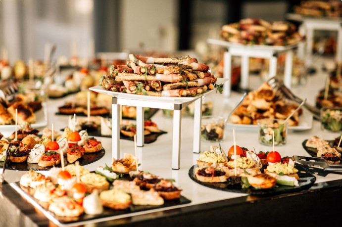 какие лучше блюда на свадебный стол какие лучше блюда на свадебный стол